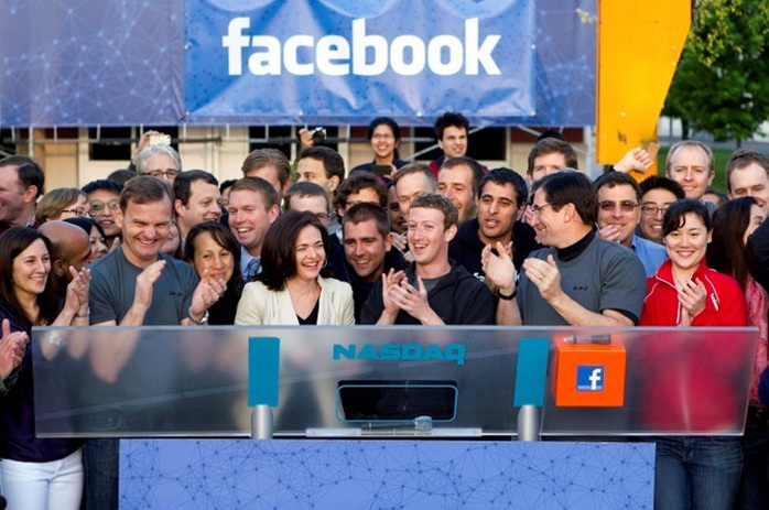 10 năm đầy thị phi của Mark Zuckerberg - Ảnh 3. 10 năm đầy thị phi của Mark Zuckerberg - Ảnh 3.