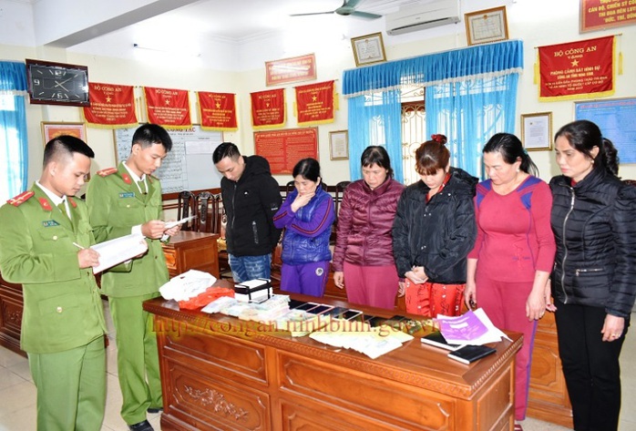 Bắt ông trùm đường dây lô đề, giao dịch hơn 1,4 tỉ đồng/ngày - Ảnh 1. Bắt ông trùm đường dây lô đề, giao dịch hơn 1,4 tỉ đồng/ngày - Ảnh 1.
