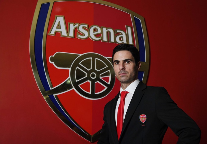 Mikel Arteta ngồi ghế nóng Arsenal, tự tin đưa Pháo thủ trở lại - Ảnh 1.