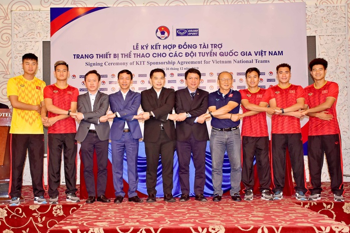 Trợ lí Lê Huy Khoa không phiên dịch cho HLV Park Hang-seo ở VCK U23 châu Á 2020 - Ảnh 4.