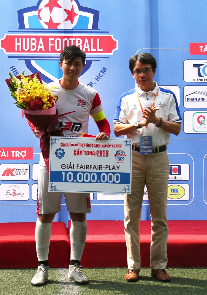 Lê Bảo Minh thắng kịch tính chung kết, đoạt chức vô địch Giải HUBA FOOTBALL - TONA CUP 2019 - Ảnh 4.