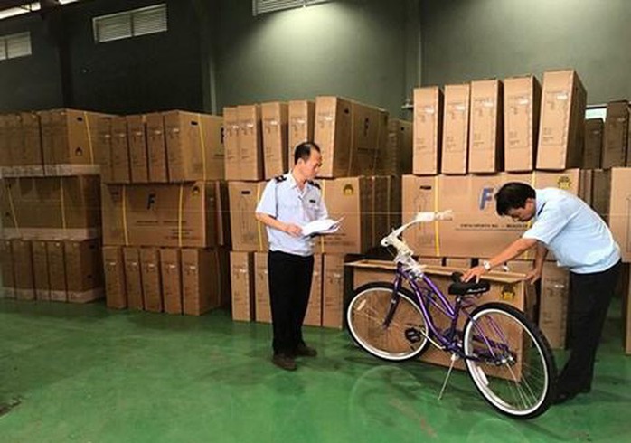Xe đạp Trung Quốc gắn Made in Viet Nam để xuất đi Mỹ - Ảnh 1.