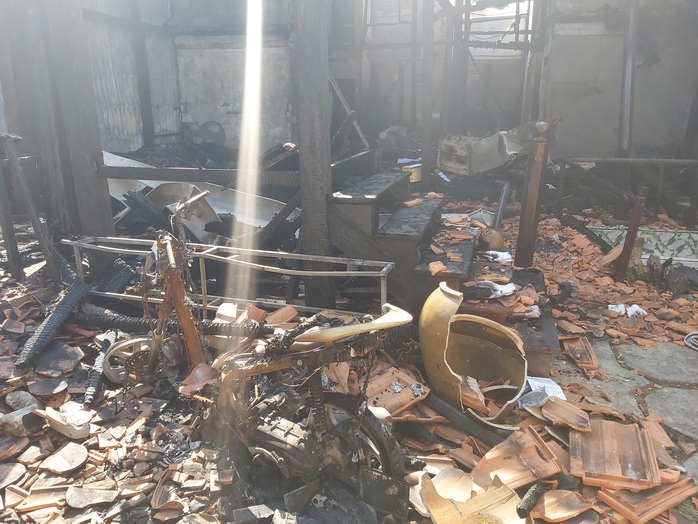 CLIP: Hiện trường tan hoang vụ cháy homestay ở Phú Quốc khiến 7 người thương vong - Ảnh 3.