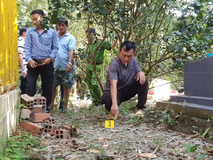 Công an nổ súng ở điểm đá gà, 3 người bị thương - Ảnh 1.