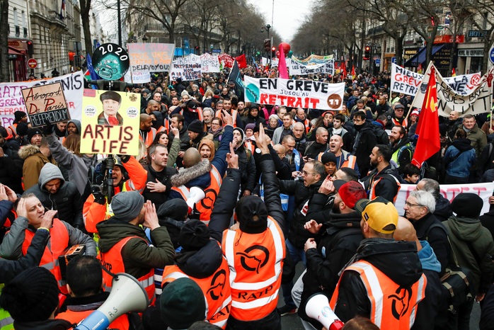 Pháp: Giao thông gián đoạn vì đình công - Ảnh 1.