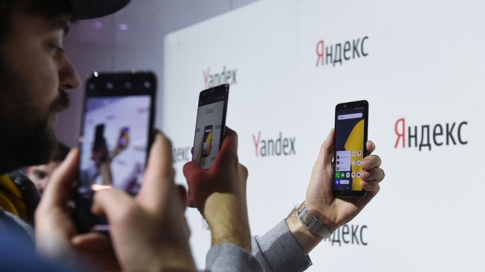 Nga: Thiết bị điện tử phải cài sẵn phần mềm bản địa - Ảnh 1.