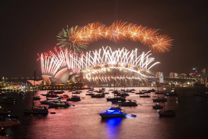 Úc vẫn rực rỡ pháo hoa mừng năm mới 2020 - Ảnh 18.