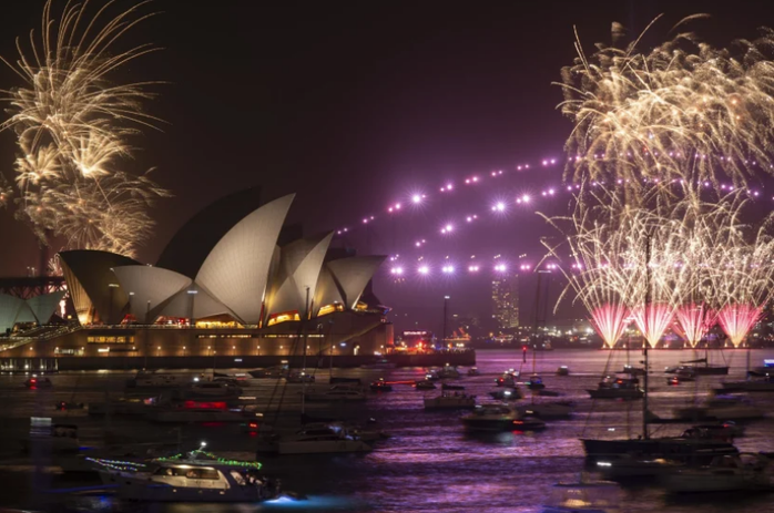 Úc vẫn rực rỡ pháo hoa mừng năm mới 2020 - Ảnh 8.