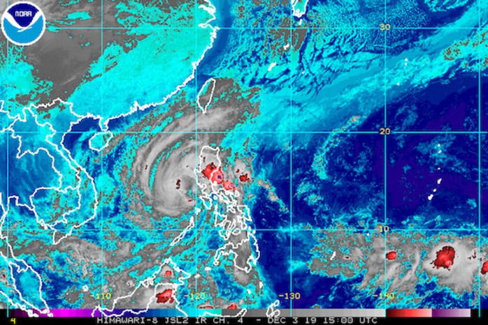 Philippines: Bão Kammuri làm 13 người chết - Ảnh 1.