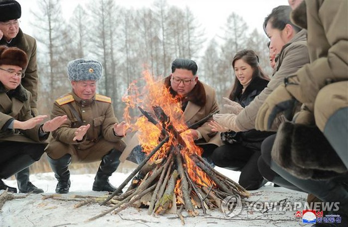 Lãnh đạo Triều Tiên cưỡi bạch mã trong khung cảnh đẹp khó cưỡng - Ảnh 5.