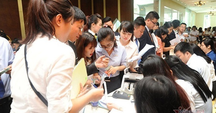 Môi giới bất động sản động viên nhau đi qua mùa thưởng Tết - Ảnh 1. Môi giới bất động sản động viên nhau đi qua mùa thưởng Tết - Ảnh 1.
