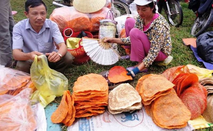 Phiên chợ đánh nhau cầu may chỉ họp 1 lần trong năm ở Thanh Hóa - Ảnh 5.