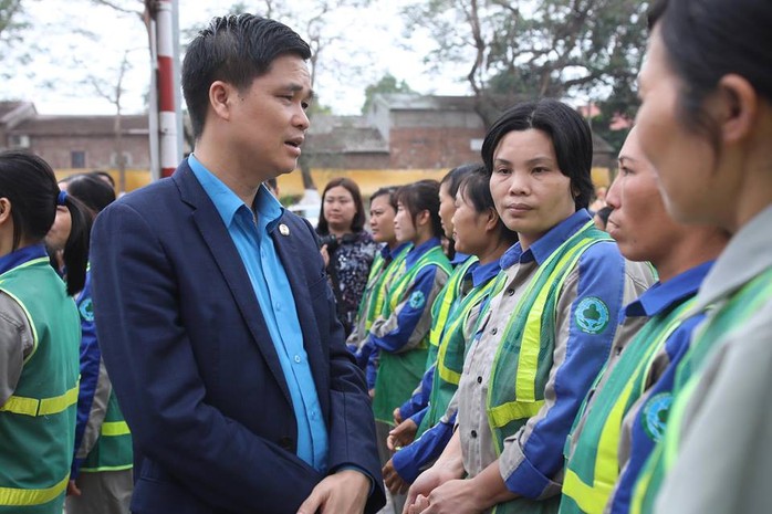 Phó Thủ tướng Vũ Đức Đam động viên công nhân sản xuất đầu năm tại Bắc Giang - Ảnh 5.