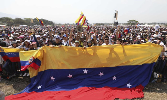 Thủ lĩnh đối lập vừa sang Colombia, Venezuela đóng cửa biên giới - Ảnh 1.