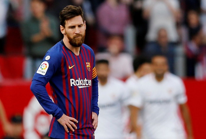 Messi lập siêu phẩm, Barcelona đại thắng Sevilla, cảnh báo La Liga - Ảnh 3.