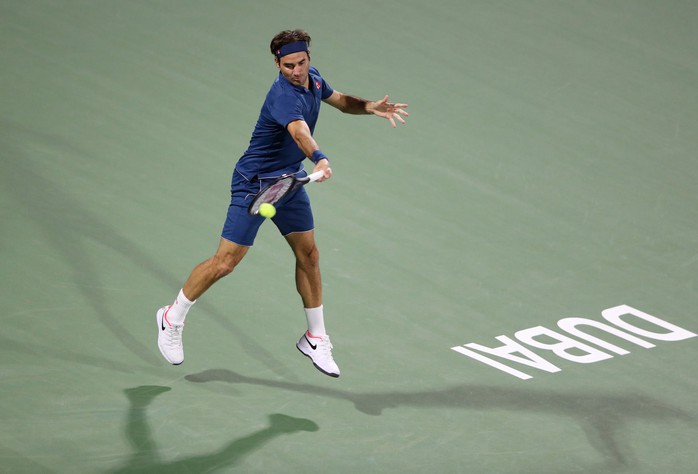 Federer khởi đầu suôn sẻ chặng đường chinh phục danh hiệu thứ 100 - Ảnh 5.