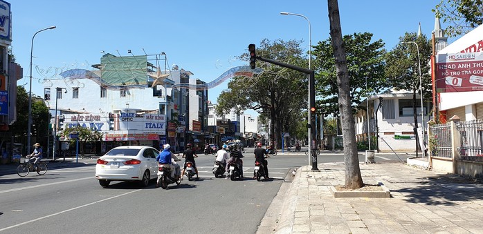 Bí thư tỉnh Bà Rịa - Vũng Tàu yêu cầu tạm dừng triển khai dự án  gây tranh cãi - Ảnh 1.