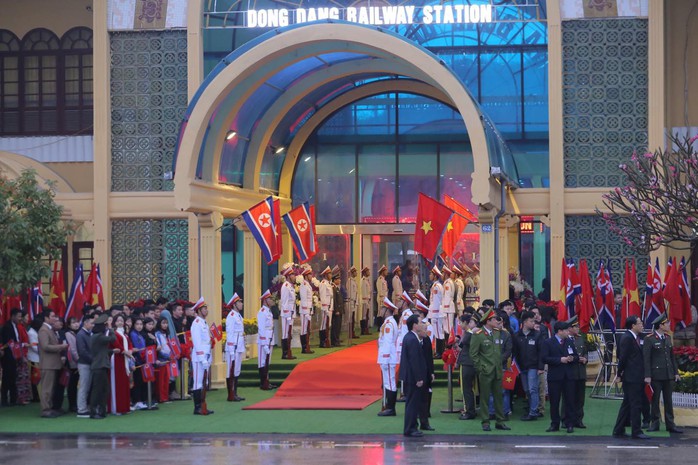 Chủ tịch Triều Tiên Kim Jong-un đến Việt Nam lúc 8 giờ sáng 26-2 - Ảnh 1.