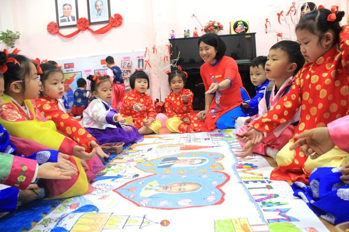 Trường mẫu giáo Việt-Triều náo nức trước chuyến thăm của Chủ tịch Kim Jong-un - Ảnh 6.