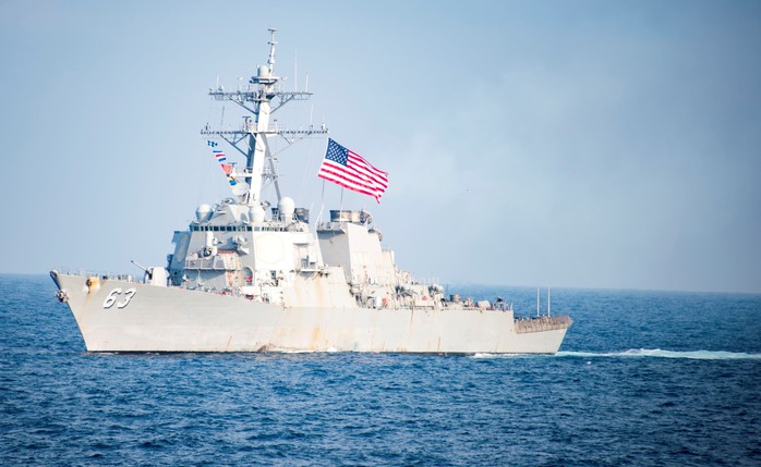 Mỹ đưa tàu qua eo biển Đài Loan, chọc giận Trung Quốc - Ảnh 1.