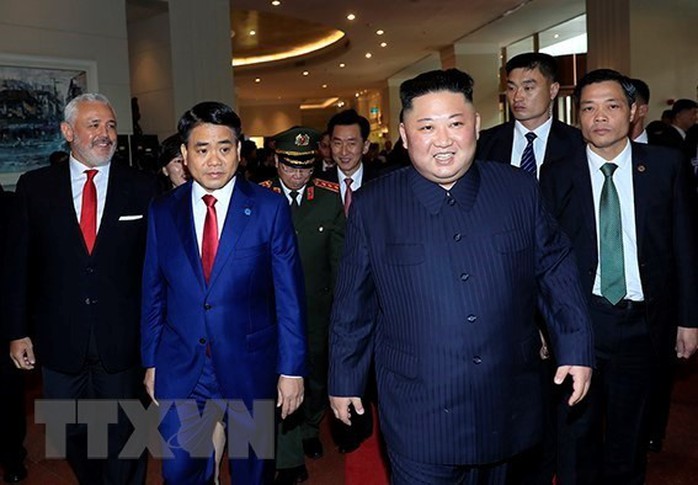[Clip] Chủ tịch TP Hà Nội đón nhà lãnh đạo Kim Jong-un tại khách sạn Melia - Ảnh 4.