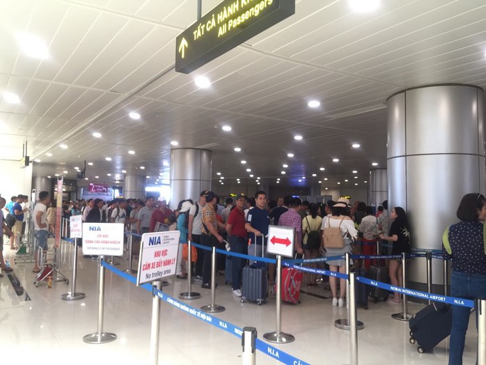 Hoãn một loạt chuyến bay giữa Việt Nam-châu Âu do đóng cửa không phận Pakistan - Ảnh 1.