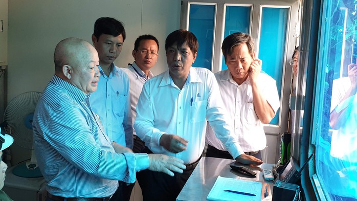 Thông tin mới về đơn giá thuê máy bơm chống ngập đường Nguyễn Hữu Cảnh - Ảnh 1.