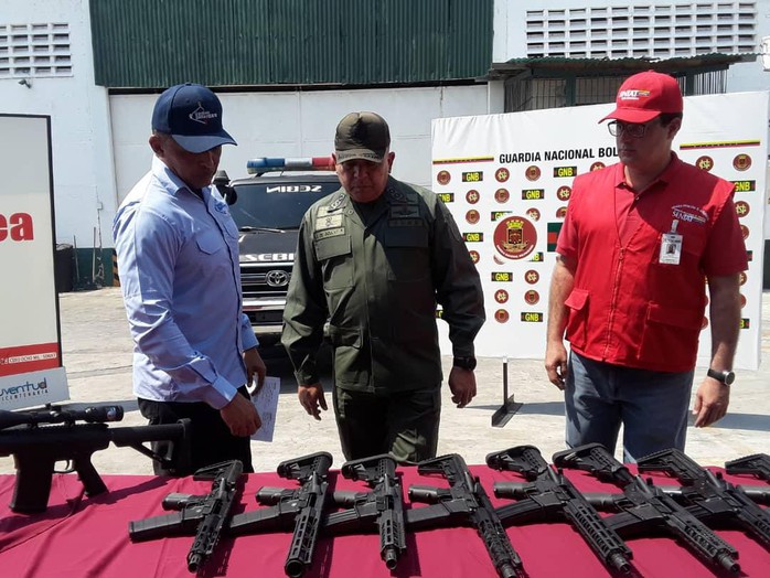 Venezuela tóm gọn lô vũ khí Mỹ - Ảnh 1.