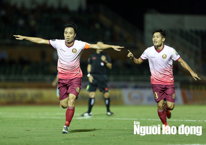 Ngọc Duy lập công giúp Sài Gòn FC lội dòng nước ngược thắng 2-1 trước Sanna Khánh Hoà BVN  - Ảnh 1.