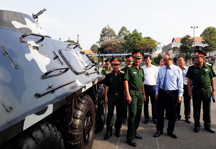 Bí thư Nguyễn Thiện Nhân: Xây dựng TP HCM thành khu vực phòng thủ vững chắc! - Ảnh 1.