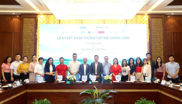Cú bắt tay của FLC Biscom với 10 đại lý golf tour lớn nhất Việt Nam - Ảnh 1. Cú bắt tay của FLC Biscom với 10 đại lý golf tour lớn nhất Việt Nam - Ảnh 1.
