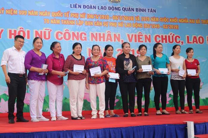 Tưng bừng ngày hội nữ CNVC-LĐ - Ảnh 9.