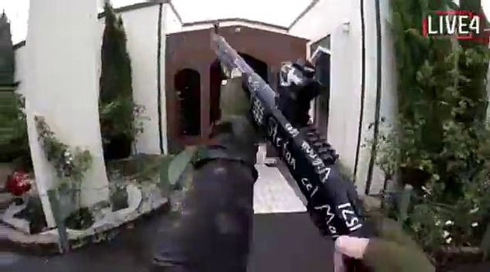 Xả súng 49 người chết ở New Zealand: Hung thủ livestream quá trình thực hiện tội ác - Ảnh 2.
