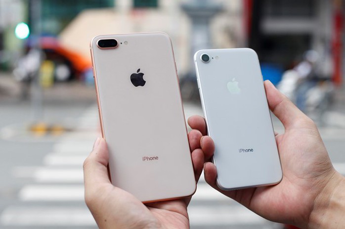 Kém thu hút, iPhone 8 ế ẩm, nhiều siêu thị ngưng kinh doanh - Ảnh 1.