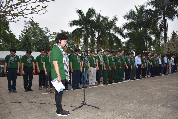 Hành trình về nguồn “Tháng Ba biên giới” của đoàn cán bộ Tuyên giáo, Báo chí, Văn nghệ sĩ TP HCM - Ảnh 2.