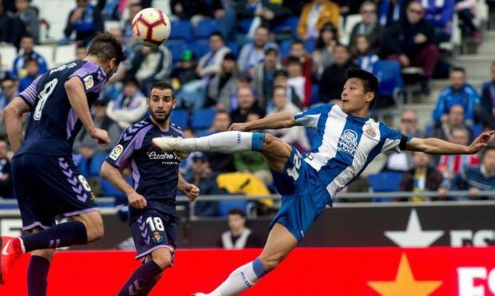 CĐV Trung Quốc sốt với trận derby Barcelona – Espanyol - Ảnh 1.