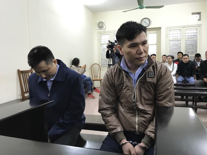 Ca sĩ Châu Việt Cường hầu tòa tội Giết người - Ảnh 2.
