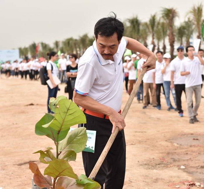 FLC: trồng 10.000 cây xanh tại Lễ phát động chiến dịch Go Green 2019 - Ảnh 4. FLC: trồng 10.000 cây xanh tại Lễ phát động chiến dịch Go Green 2019 - Ảnh 4.