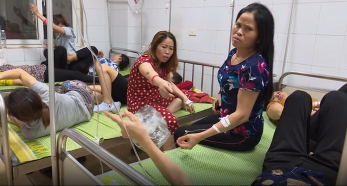 Gần 90 công nhân Công ty TNHH Ha Hae Việt Nam nhập viện nghi do ngộ độc thực phẩm - Ảnh 2.