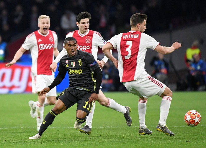 Man United gục ngã sân nhà, Juventus rơi chiến thắng ở Amsterdam - Ảnh 12.