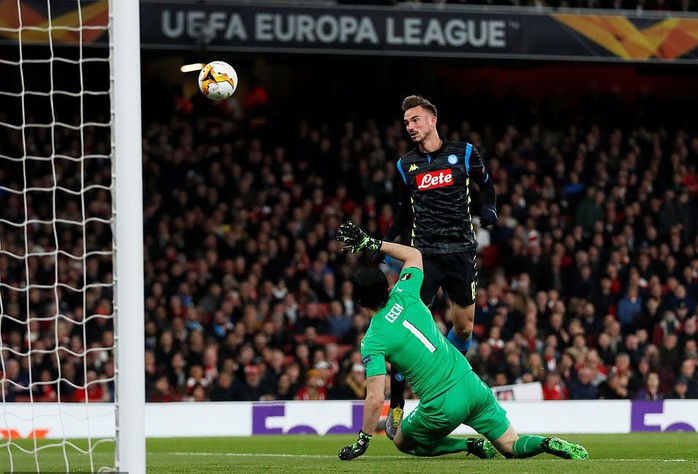 Tiền vệ ngựa chứng ghi bàn, Arsenal hạ gục Napoli tại Europa League - Ảnh 5.