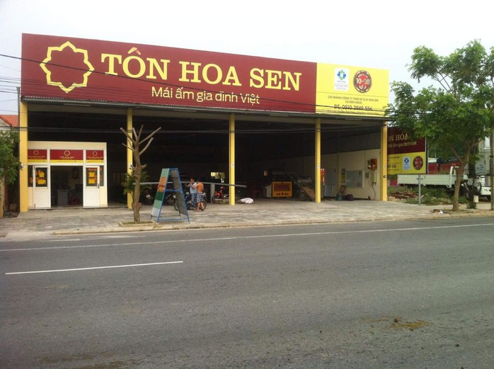 Tập đoàn Hoa Sen đóng 70 chi nhánh, 2 văn phòng đại diện - Ảnh 1.