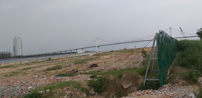 Đà Nẵng yêu cầu tạm dừng triển khai dự án lấn sông Hàn - Ảnh 3.