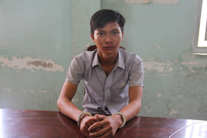 Tây Ninh: Thanh niên nhẫn tâm lập kế cướp xấp vé số trên tay cụ bà - Ảnh 1.
