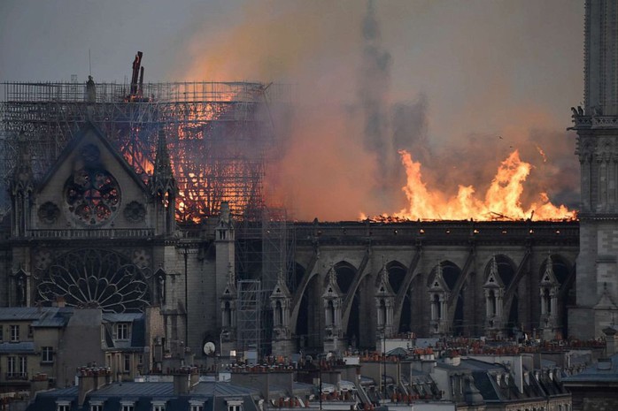 Cháy Nhà thờ Đức Bà Paris: Thách thức ở phía trước - Ảnh 1.