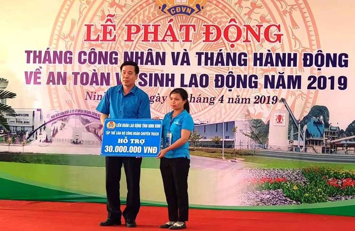 Ninh Bình: Phát động Tháng Công nhân năm 2019 - Ảnh 1.