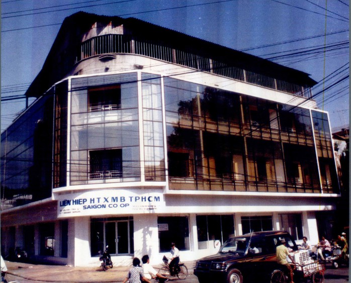 30 năm, doanh thu của Saigon Co.op tăng hơn 30.000 lần - Ảnh 1.
