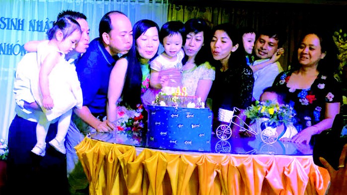Mái nhà chung 30-4-1975 - Ảnh 4. Mái nhà chung 30-4-1975 - Ảnh 4.