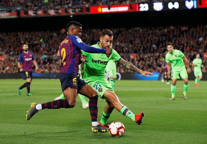 Messi rực sáng, Barcelona lên ngôi bá chủ La Liga - Ảnh 2.