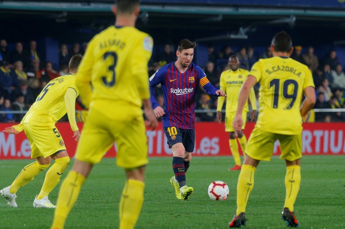 Barcelona sẽ bỏ 175 triệu bảng, trói buộc Lionel Messi - Ảnh 1.